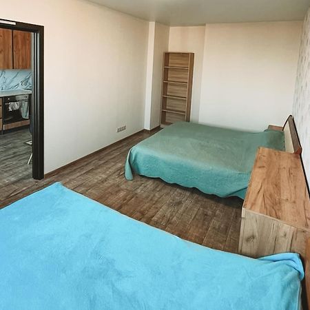 לבוב Романтичні Апартаменти З Мальовничим Краєвидом מראה חיצוני תמונה