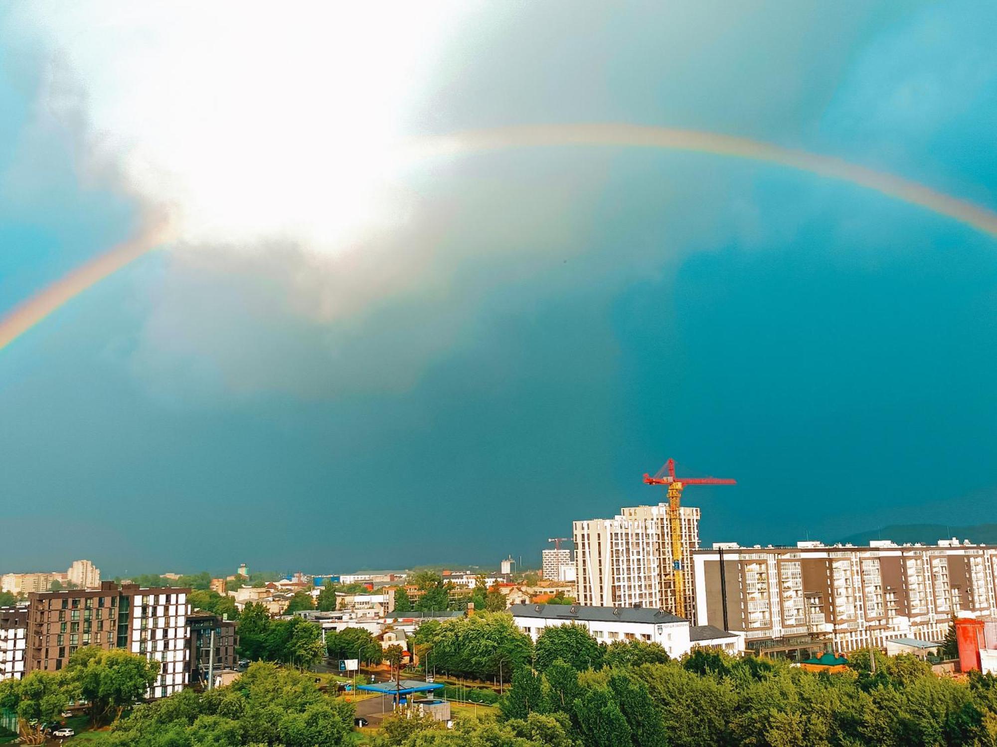 לבוב Романтичні Апартаменти З Мальовничим Краєвидом מראה חיצוני תמונה